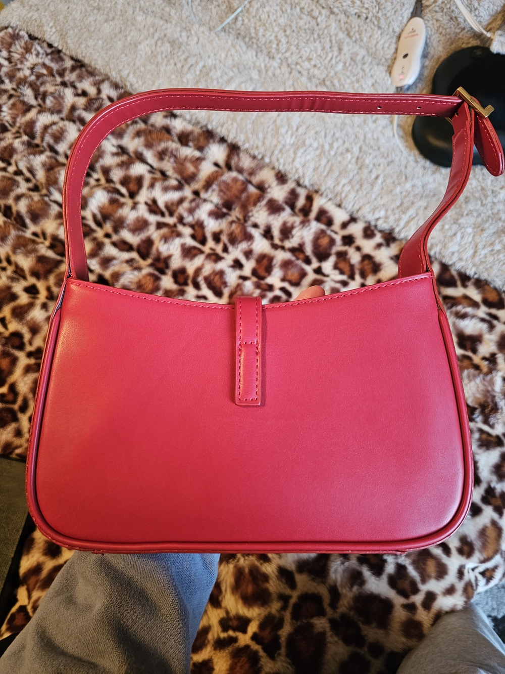 Saint Laurent Red Leather Shoulder Bag with Gold YSL Logo - Picture 3 of 5